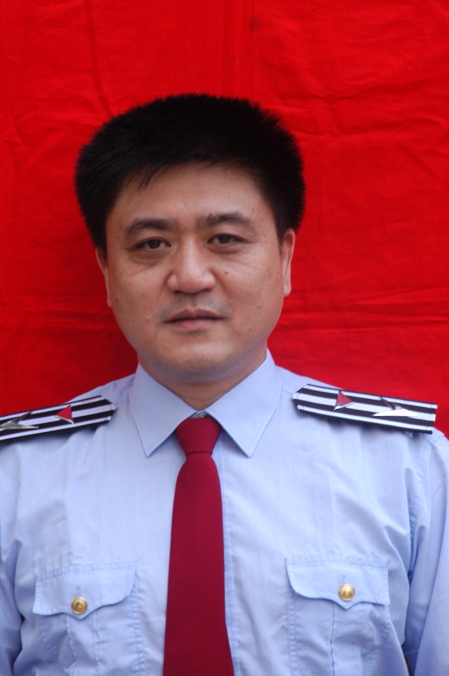 肖卫明照片.JPG