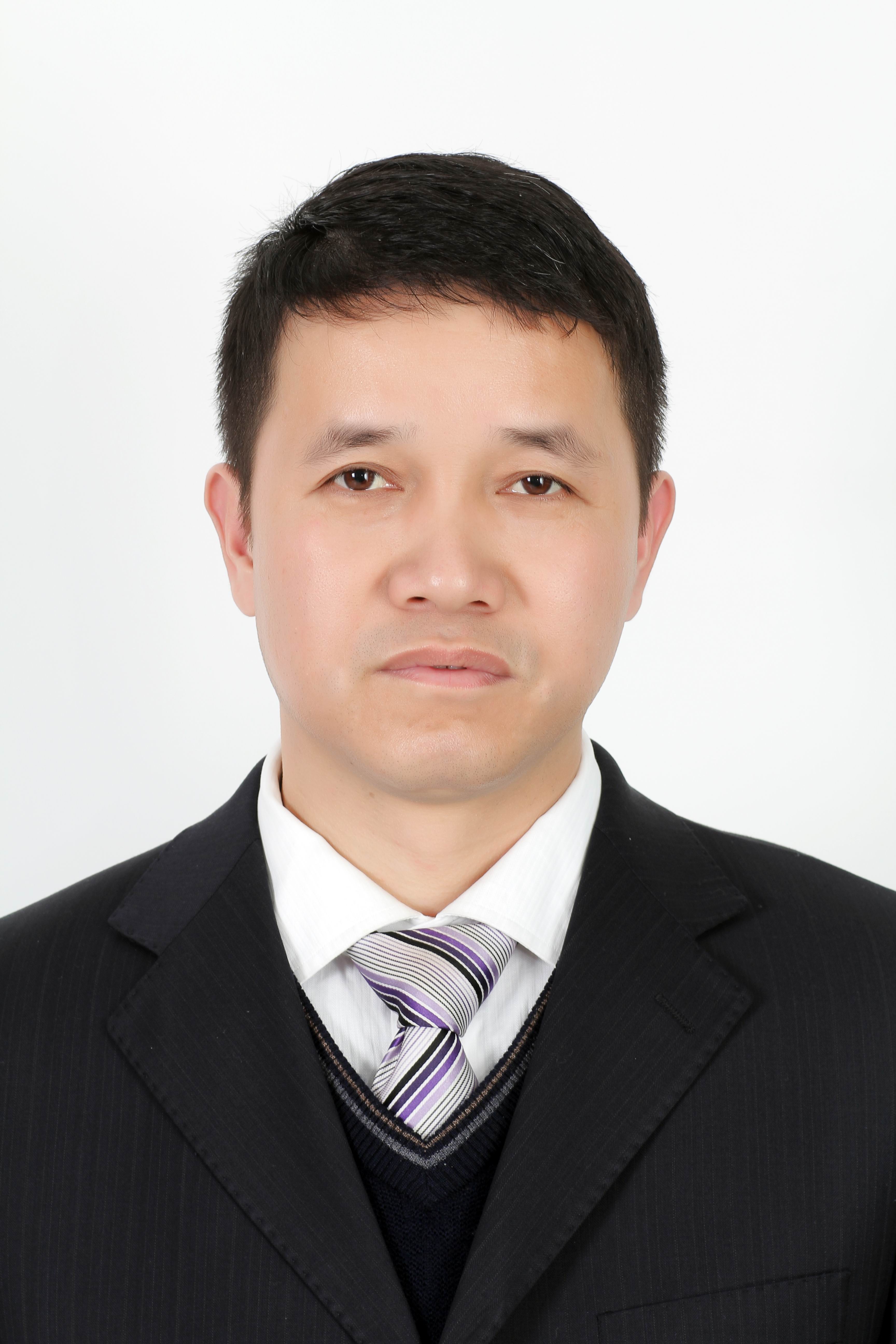 方清涛登记照.jpg