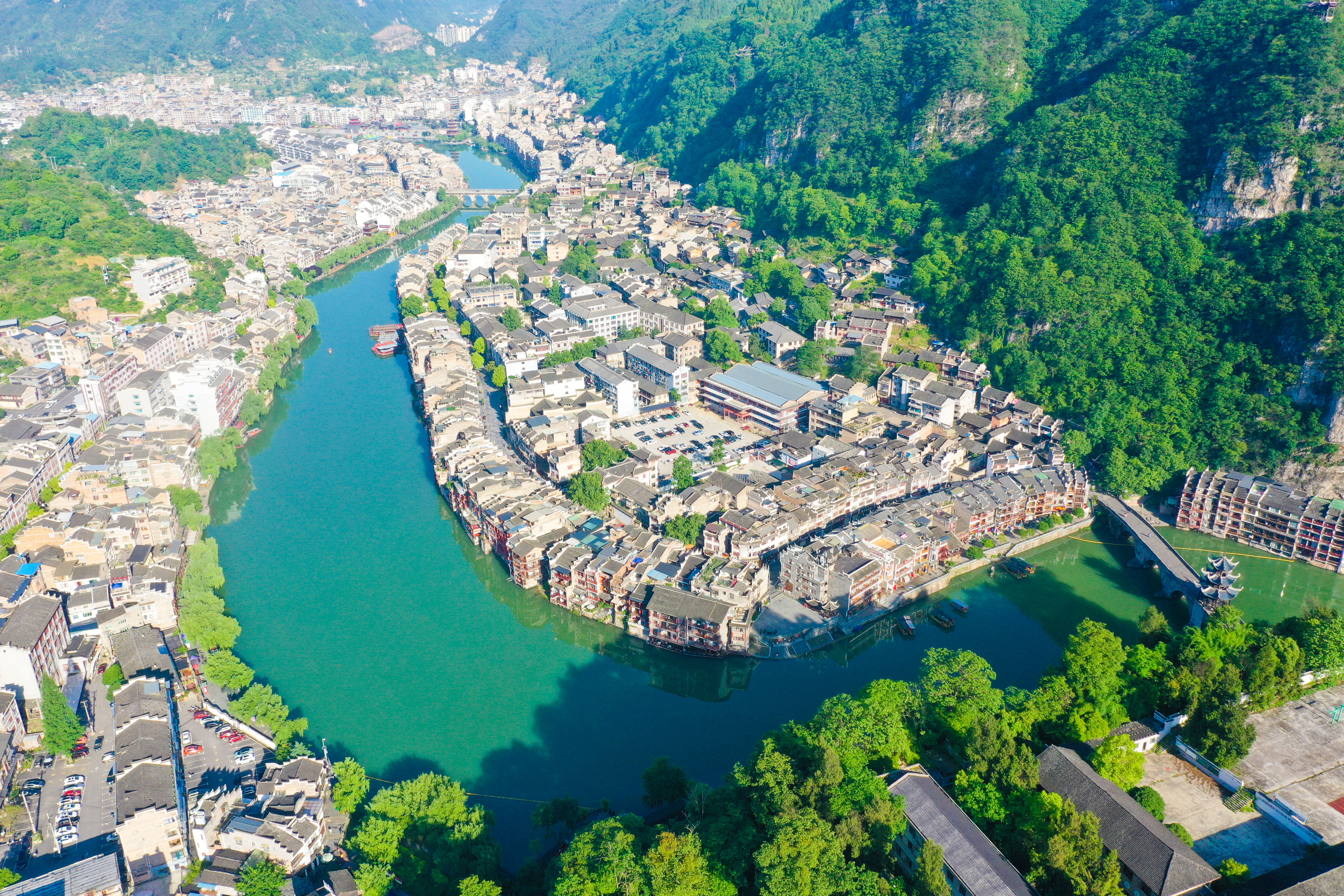 航拍镇远古城。贵州日报天眼新闻记者 刘青 摄.JPG